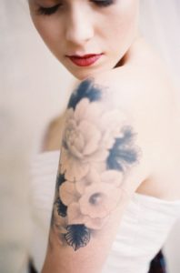 Tatouage japonais bras femme